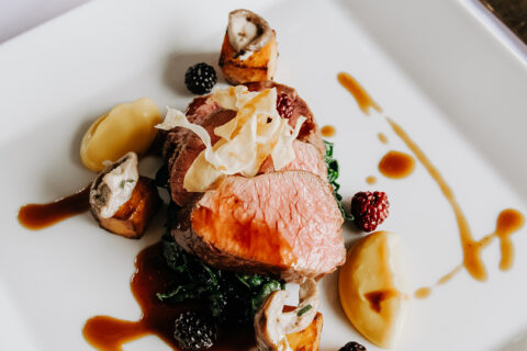 Event <br class="mobile-break">Caterer